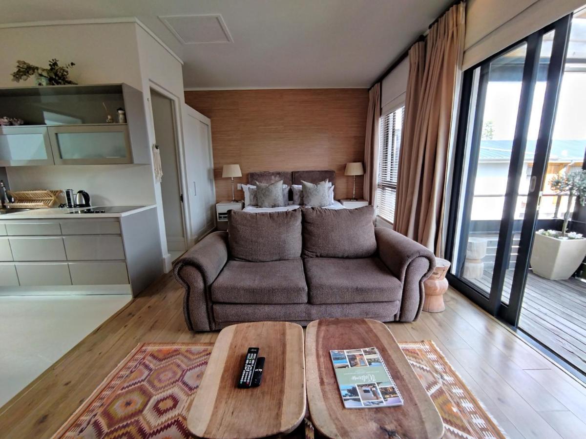 210 Gallery Luxury Studio Apartment Knysna Zewnętrze zdjęcie